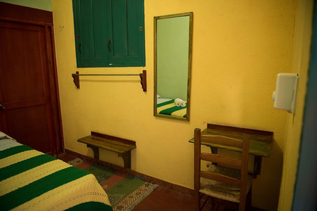 بدرنالس Hostal Dona Chava المظهر الخارجي الصورة
