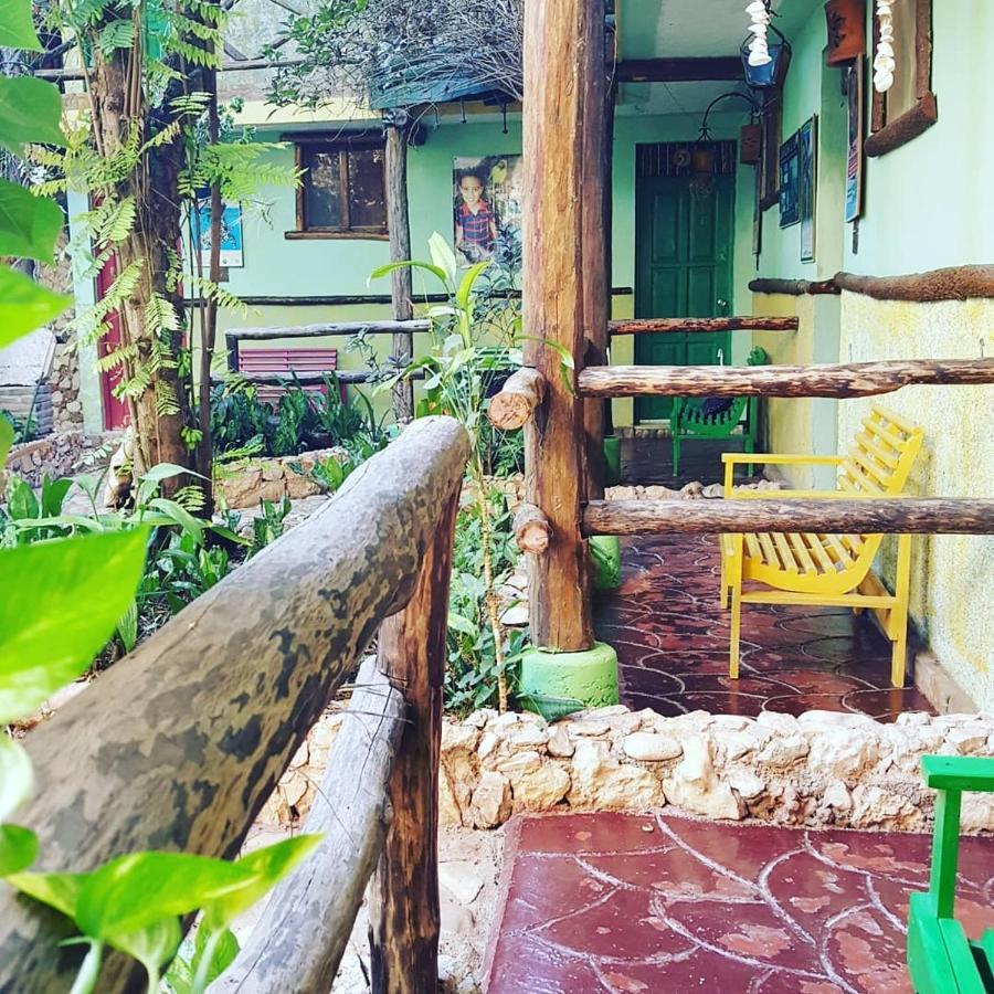 بدرنالس Hostal Dona Chava المظهر الخارجي الصورة